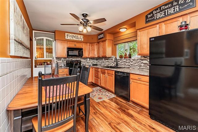 11834 Tescord Drive, St Louis, MO 63128