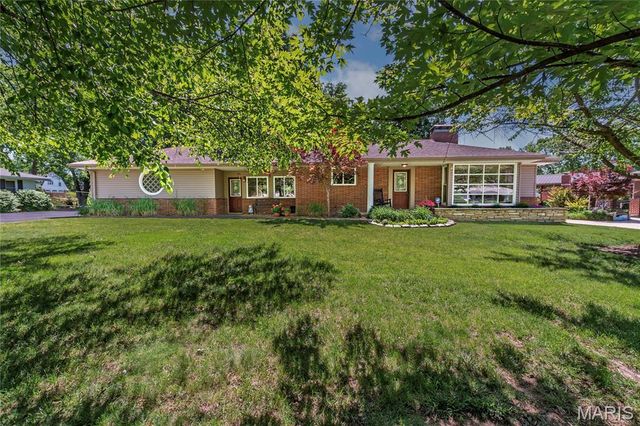 11834 Tescord Drive, St Louis, MO 63128