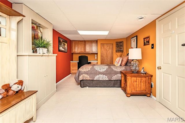 11834 Tescord Drive, St Louis, MO 63128