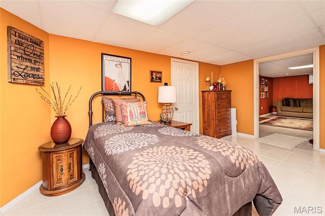 11834 Tescord Drive, St Louis, MO 63128