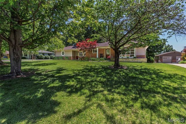 11834 Tescord Drive, St Louis, MO 63128
