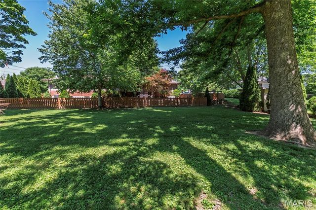 11834 Tescord Drive, St Louis, MO 63128