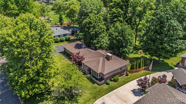 11834 Tescord Drive, St Louis, MO 63128