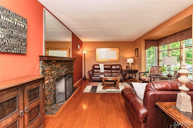 11834 Tescord Drive, St Louis, MO 63128