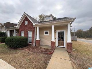 100 LITTLE JOHN CIRCLE, Calera, AL 35040