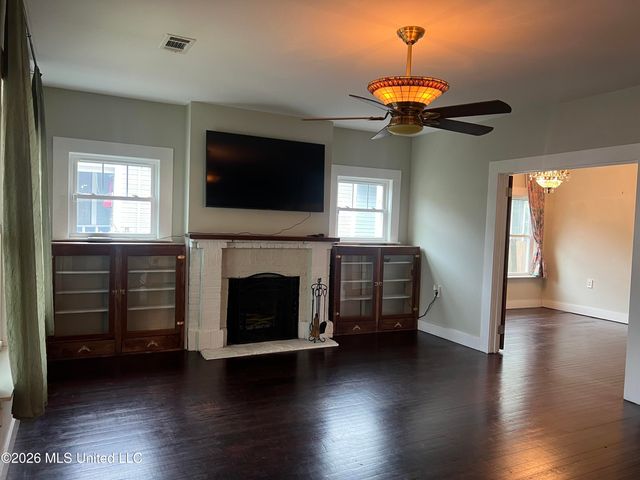 1116 32nd Avenue, Gulfport, MS 39507