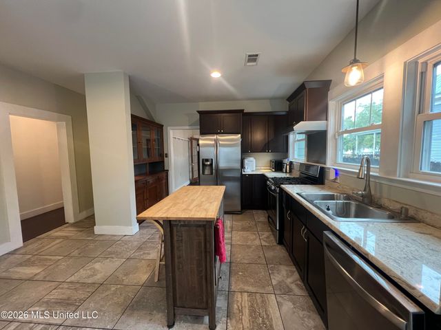 1116 32nd Avenue, Gulfport, MS 39507