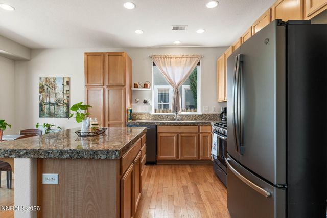 816 Ballybunion Drive, Dayton, NV 89403
