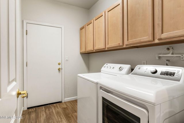 816 Ballybunion Drive, Dayton, NV 89403