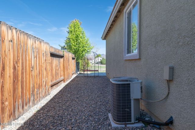 816 Ballybunion Drive, Dayton, NV 89403