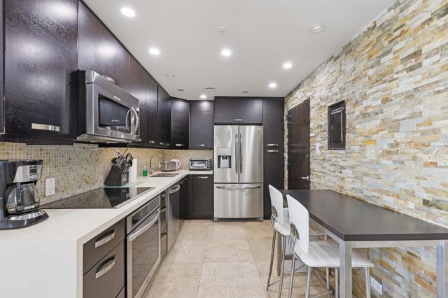5601 Collins Avenue 1716, Miami Beach, FL 33140