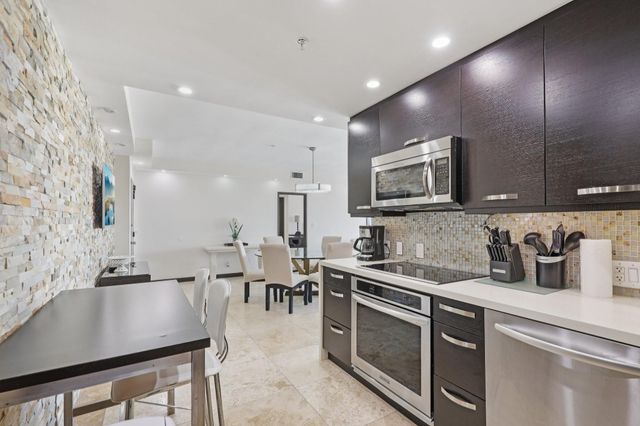 5601 Collins Avenue 1716, Miami Beach, FL 33140