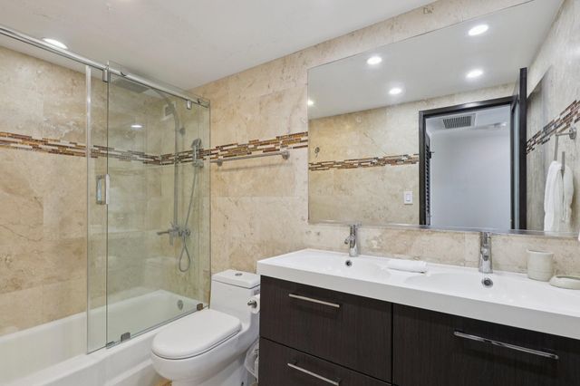 5601 Collins Avenue 1716, Miami Beach, FL 33140