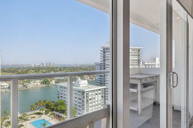 5601 Collins Avenue 1716, Miami Beach, FL 33140