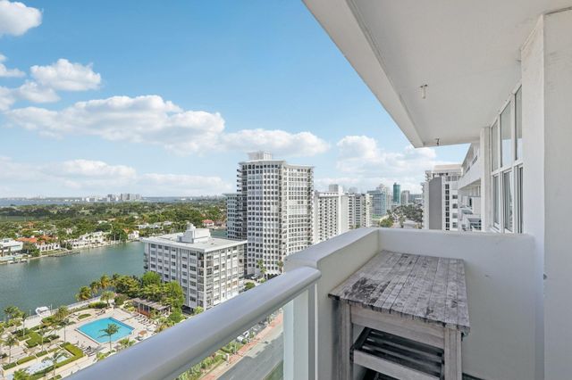 5601 Collins Avenue 1716, Miami Beach, FL 33140