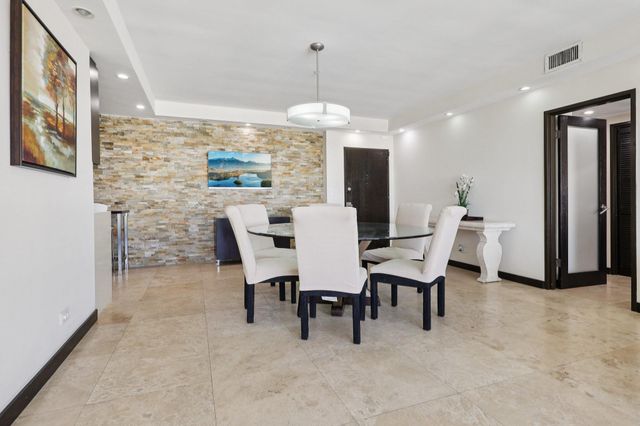 5601 Collins Avenue 1716, Miami Beach, FL 33140