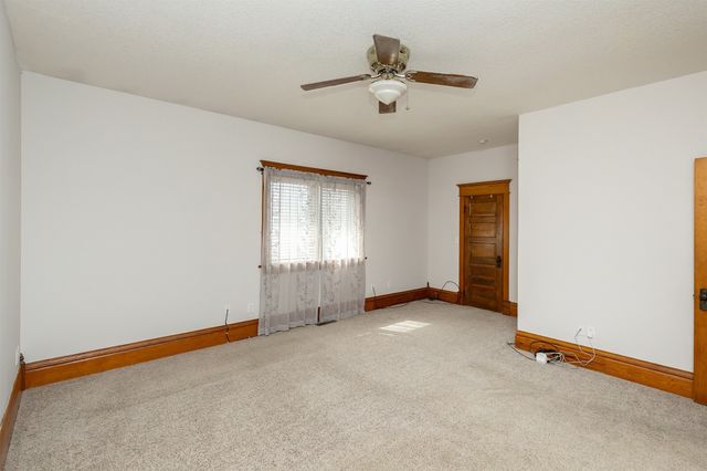 1807 Walnut Street, Granger, IA 50109