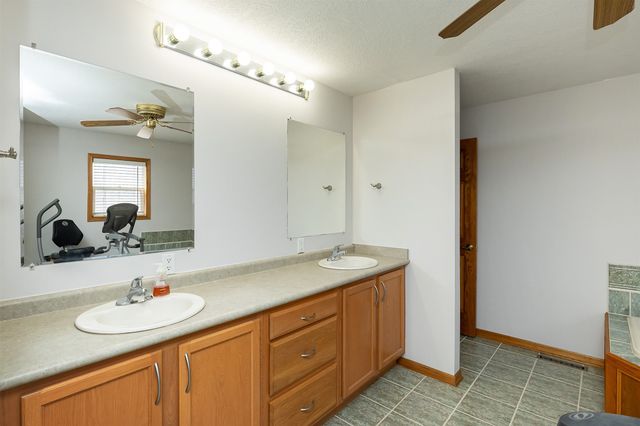 1807 Walnut Street, Granger, IA 50109