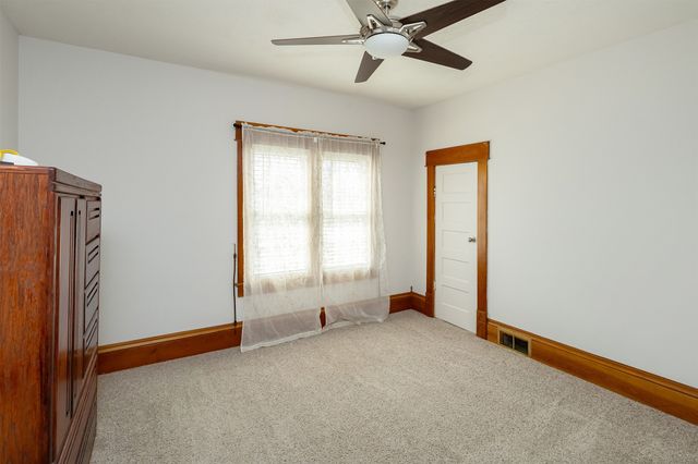 1807 Walnut Street, Granger, IA 50109