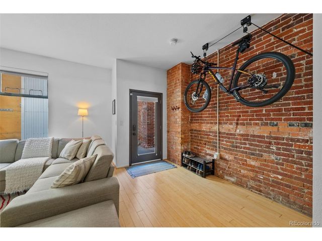 3225 Blake St 8, Denver, CO 80205