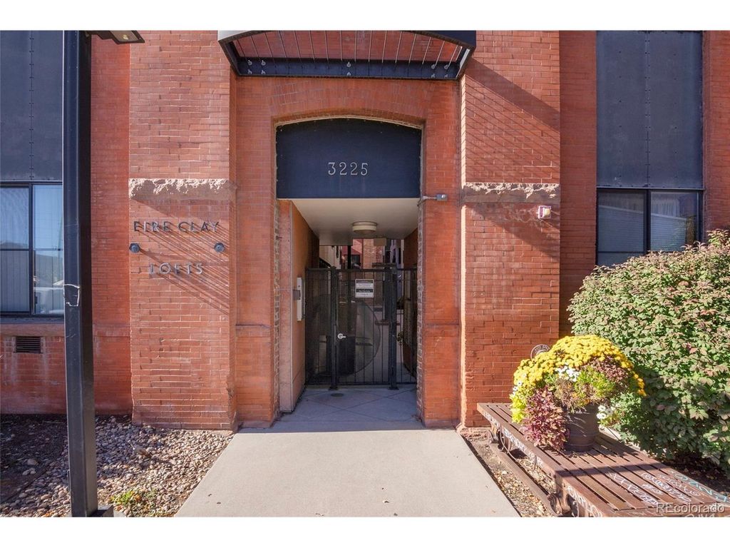 3225 Blake St 8, Denver, CO 80205