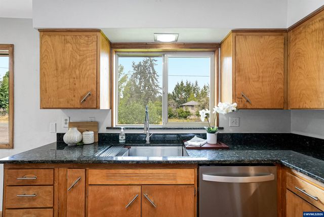 5300 SW Whitby Av, Corvallis, OR 97333