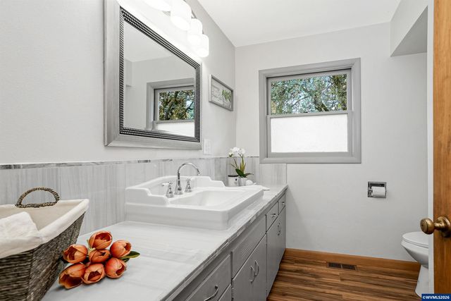 5300 SW Whitby Av, Corvallis, OR 97333