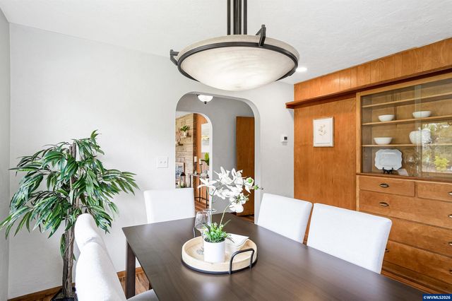 5300 SW Whitby Av, Corvallis, OR 97333