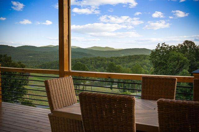 261 Big Valley Drive, Morganton, GA 30560