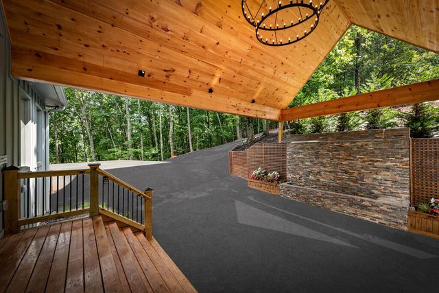 261 Big Valley Drive, Morganton, GA 30560