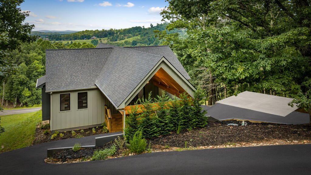 261 Big Valley Drive, Morganton, GA 30560