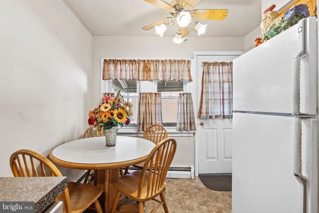 242 HENLEY RD, Wynnewood, PA 19096