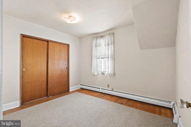 242 HENLEY RD, Wynnewood, PA 19096