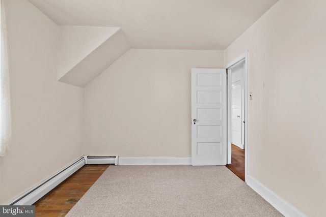 242 HENLEY RD, Wynnewood, PA 19096