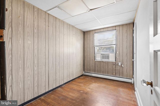 242 HENLEY RD, Wynnewood, PA 19096