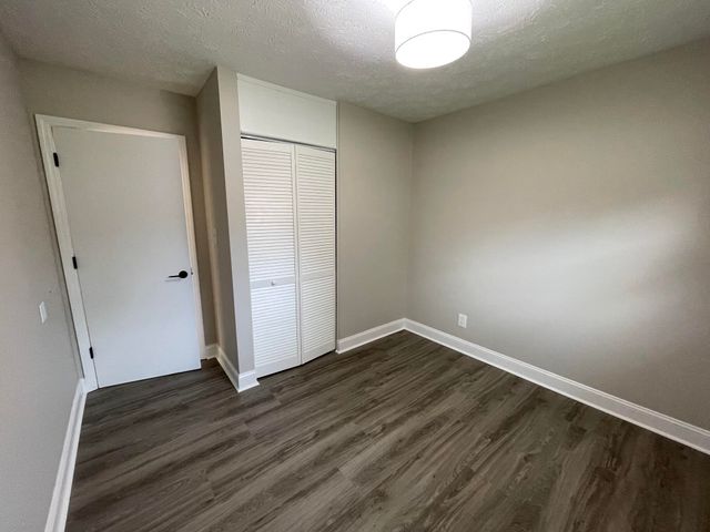 3255 Sutherland Drive, Lexington, KY 40517