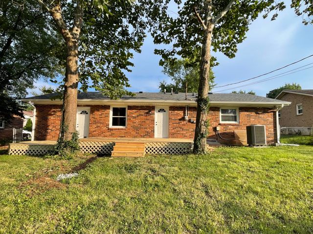3255 Sutherland Drive, Lexington, KY 40517