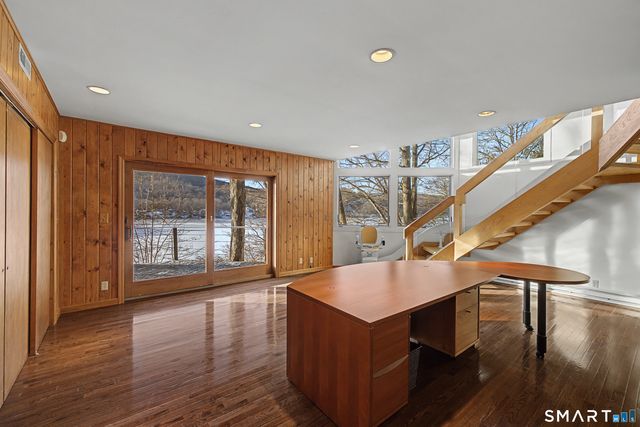 32 Ferris Estates Road, New Milford, CT 06776