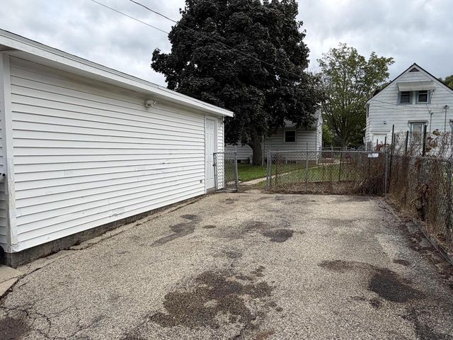 4441 N 65th STREET, Milwaukee, WI 53218