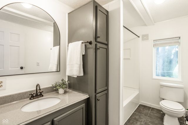 16882 E Durbin Road, Noblesville, IN 46060