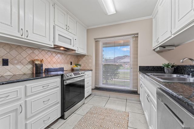 6225 Chattanooga Dr, Baton Rouge, LA 70817