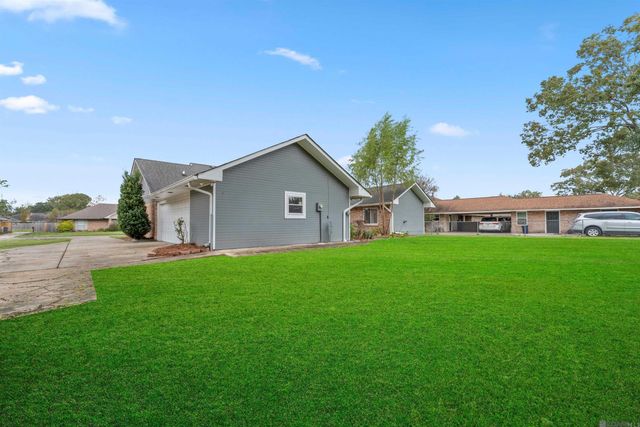 6225 Chattanooga Dr, Baton Rouge, LA 70817