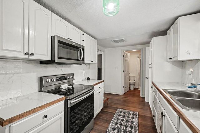 1611 SMITHFIELD CIRCLE W, Lakeland, FL 33801