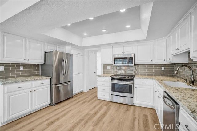 7195 Riptide Circle, Huntington Beach, CA 92648