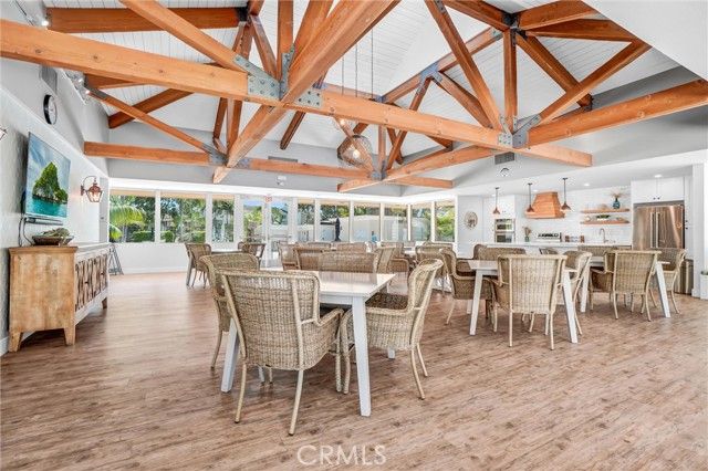 7195 Riptide Circle, Huntington Beach, CA 92648