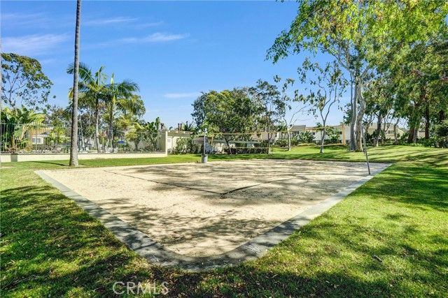 7195 Riptide Circle, Huntington Beach, CA 92648