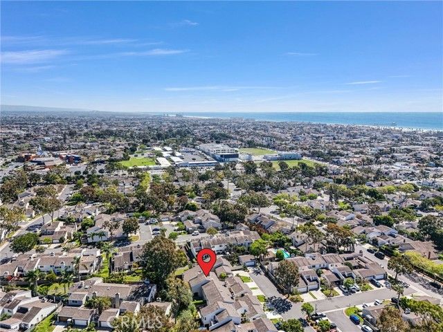 7195 Riptide Circle, Huntington Beach, CA 92648