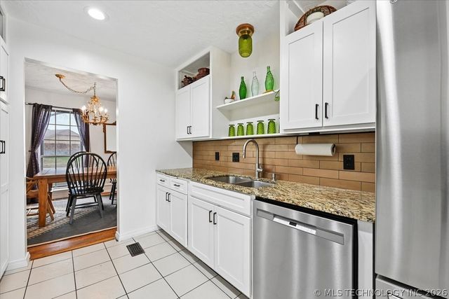 7505 S 70th East Avenue, Tulsa, OK 74133