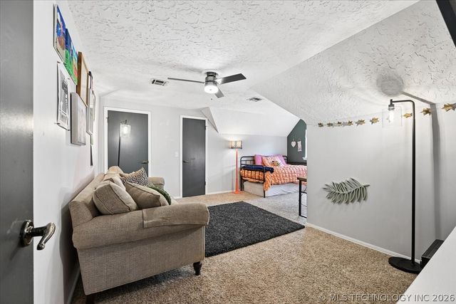 7505 S 70th East Avenue, Tulsa, OK 74133