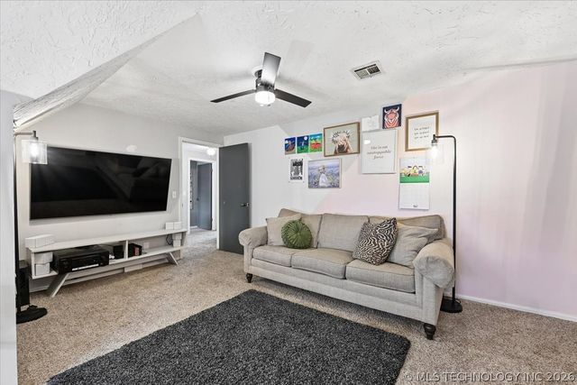 7505 S 70th East Avenue, Tulsa, OK 74133